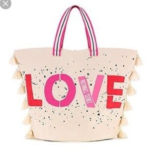 NWT VS LOVE Tote
